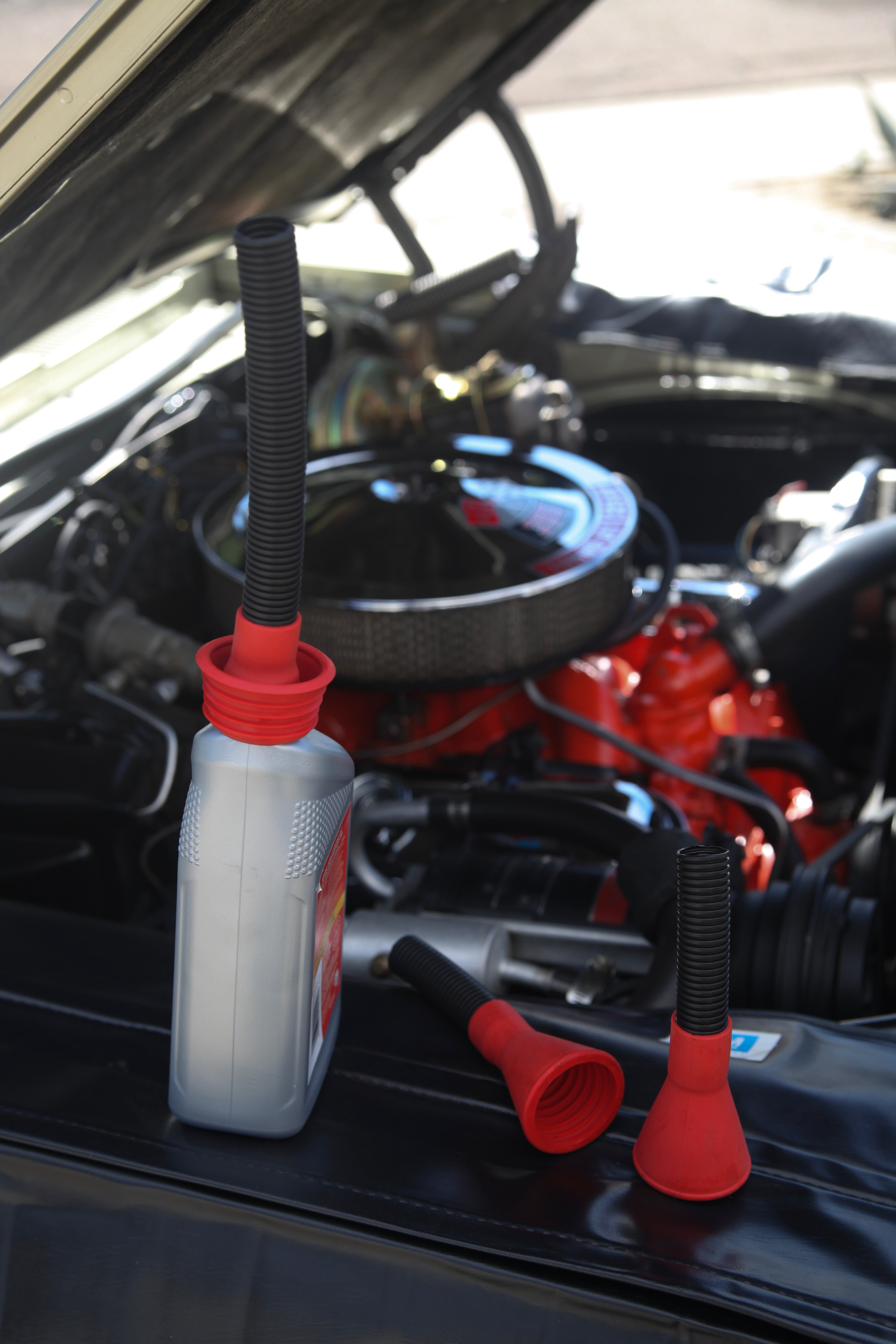 FunL Stretchable Automotive Funnel - Universal Fit, Spill-Proof Design